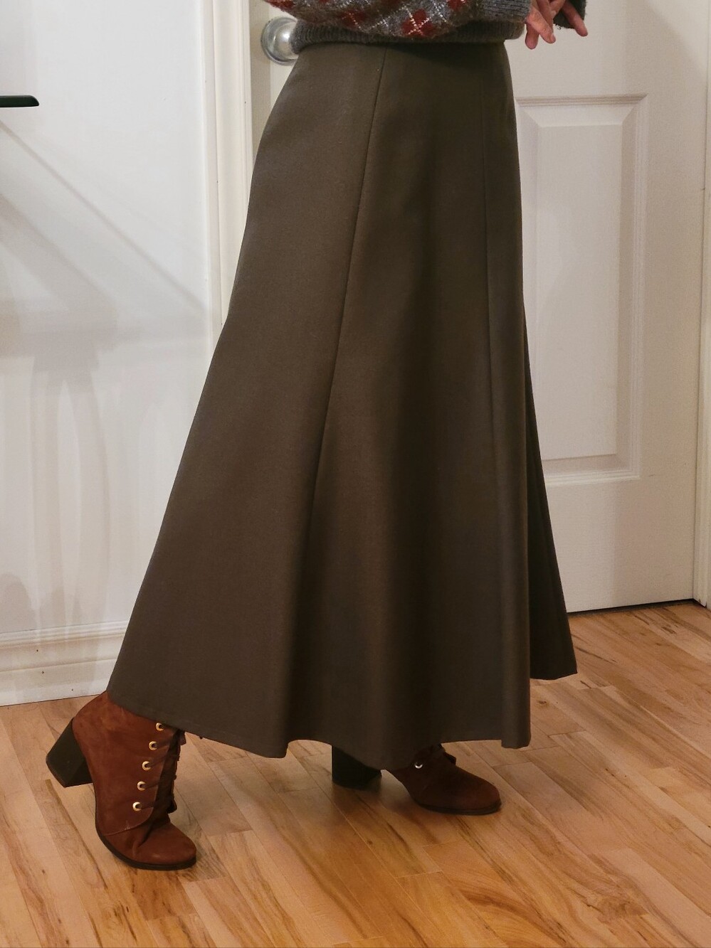 Classic Women's Dark Brown A-Line Skirt
